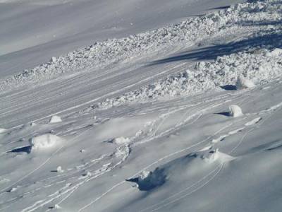 Девочка, оказавшая под снегом при сходе лавины в Хибинах, сегодня умерла - argumenti.ru - Санкт-Петербург - Мурманская обл.