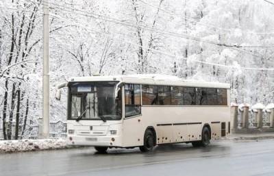 Водитель автобуса умер за рулём во время движения в Омске - govoritmoskva.ru - Омск - Суперомск
