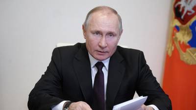 Владимир Путин - Путин выразил соболезнования в связи со смертью оперного певца Нестеренко - iz.ru