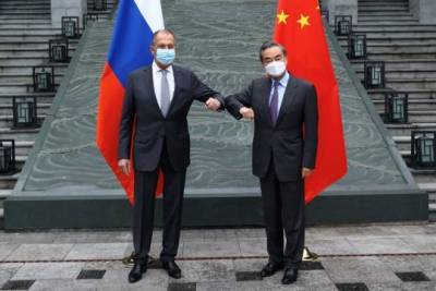 И.Ван - Россия и Китай договорились продлить Договор о добрососедстве - interaffairs.ru