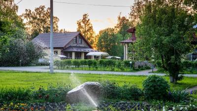 Почиллить за городом: петербуржцы активно арендуют дома и без карантина - dp.ru - Ленинградская обл.