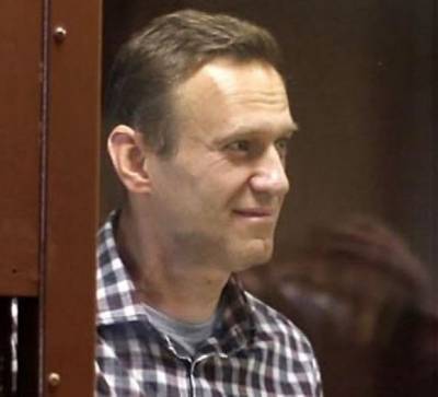Владимир Путин - Алексей Навальный - Юрий Синельщиков - В КПРФ призвали привлечь Навального к ответственности за клевету на Путина - znak.com - Швеция