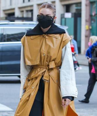 Кожаный, без рукавов и с накладным воротником — Джиджи Хадид показывает, как выглядит самый модный тренч этой весны - skuke.net