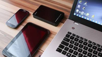 Пользователям перечислили преимущества OLED и IPS дисплеев - inforeactor.ru