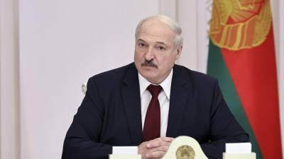 Александр Лукашенко - Что ж, до 80 работать? Лукашенко собрался на пенсию - vesti.ru - Минск