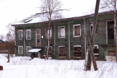 В Коношском районе прокуратура помогла семье выехать из аварийного дома - arh.mk.ru