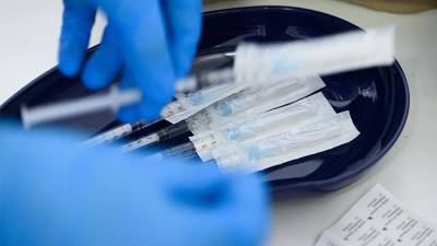 Мужчина умер в Молдавии после прививки AstraZeneca - iz.ru - Молдавия