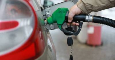 Павел Сорокин - В Минэнерго объяснили, почему цены на бензин не снижаются вслед за стоимостью нефти - reendex.ru