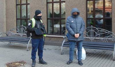 В Киеве мошенник обманул пенсионерку на семь тысяч долларов - news.bigmir.net - Киев - Луганская обл.