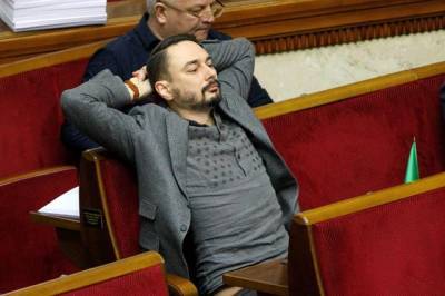 Дмитрий Гурин - «Слуга народа» Гурин предложил увольнять медиков за отказ вакцинироваться - real-vin.com