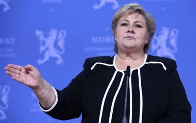 Премьера Норвегии допросила полиция из-за нарушения карантина - korrespondent.net - Норвегия