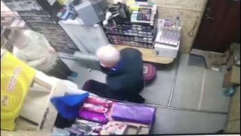 Лысый вологжанин ограбил ларек и стал звездой YouТuba - vologda-poisk.ru - Вологодская обл. - Вологда