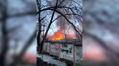 В Воронеже вновь загорелись бывшие военные склады - vestivrn.ru - Воронеж