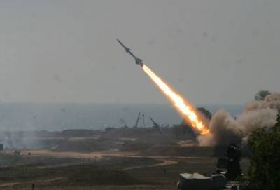 База США в Сирии подверглась ракетному удару - actualnews.org - Сирия - провинция Дейр-Эз-Зор