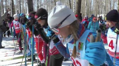В Каменке около 200 спортсменов приняли участие в лыжном турнире - penzainform.ru - район Каменский