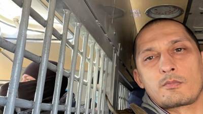 Владимир Путин - Алексей Навальный - Дмитрий Марков - Автора самого известного фото с акций за Навального оштрафовали на 20 тыс - svoboda.org - Москва - район Косино-Ухтомский