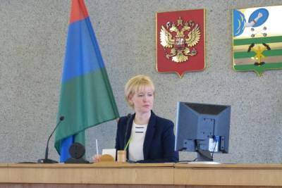 Ирина Мирошник - Отчет петрозаводского мэра Ирины Мирошник услышат только избранные - karel.mk.ru - Петрозаводск