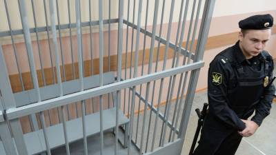 Арсен Мелконян - Обвиняемый в убийстве из-за скандала в родительском чате угрожал свидетелю на суде - gazeta.ru - Волгоградская обл.