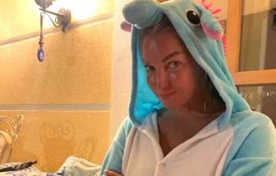 Анастасия Волочкова - Волочкова без штанов при гостях запрыгнула на нового любовника - from-ua.com