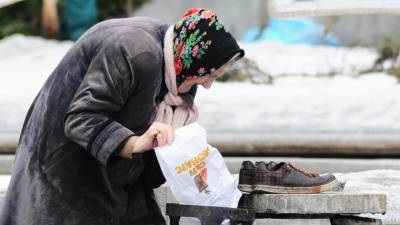 Виктор Янукович - Киевлянка рассказала горькую правду о тяжелой жизни на Украине - riafan.ru - Киев - Испания