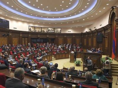Парламент Армении отменил режим военного положения - rosbalt.ru - Азербайджан
