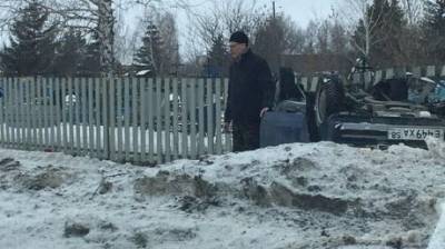 В Кузнецке перевернувшийся ВАЗ оказался у кладбищенского забора - penzainform.ru