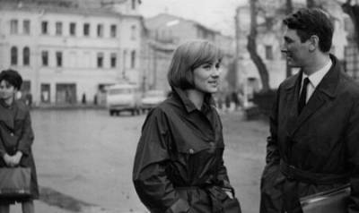 Булат Окуджава - 25 марта в кинопрокат выходит фильм Марлена Хуциева «Июльский дождь» - vkurse.net - Москва