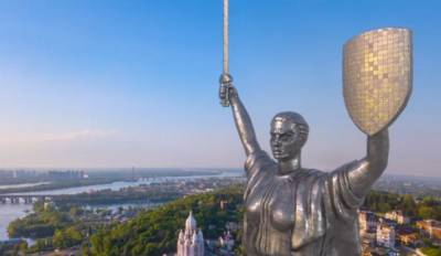 Антон Дробович - На Украине хотят снести герб СССР на щите «Родины-матери» - news-front.info - Киев