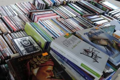 В России резко подорожают книги - mk.ru