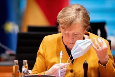 Ангела Меркель - Йенс Шпана - Петер Альтмайер - Бундестаг поднял вопрос о доверии Меркель после скандала с "пасхальным локдауном" - tvc.ru