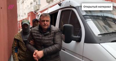 «Надевали на голову провода и пускали ток»: как у крымского журналиста выбивали признательные показания в СИЗО Симферополя - tvrain.ru - Симферополь