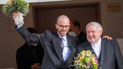Франциск - Запрет папы римского на благословение однополых браков возмутил немецких священников - riafan.ru - Ватикан