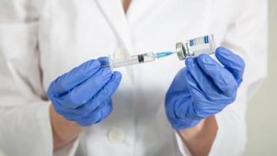 В России растет число вакцинированных от коронавируса - 5-tv.ru