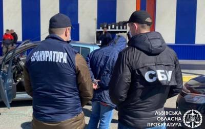 Сотрудника Львовгаза задержали на взятке в 130 тысяч гривен - korrespondent.net - Украина - Львов