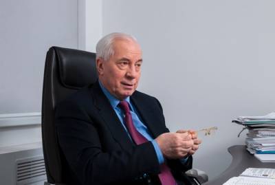 Дмитрий Медведев - Николай Азаров - Экс-премьеру Азарову сообщили о подозрении в госизмене за согласование проекта "харьковских соглашений" - kp.ua