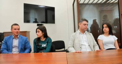 Михаил Хачатурян - Крестина Хачатурян - СК признал троих сестер Хачатурян потерпевшими по делу насилии со стороны отца - readovka.ru - Москва