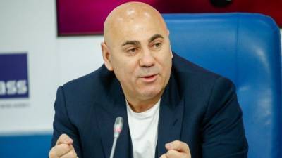 Иосиф Пригожин - «Эта болезнь непредсказуема»: Иосиф Пригожин призвал вакцинироваться от COVID-19 - 5-tv.ru