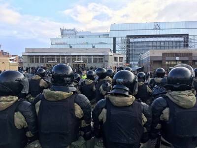Юрий Дудя - Даниил Берман - Мосгорсуд отменил штраф журналисту из команды Юрия Дудя за участие в акции 31 января - znak.com