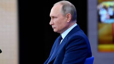 Владимир Путин - Путин утвердил штрафы за продажу гаджетов без российского ПО - polit.info