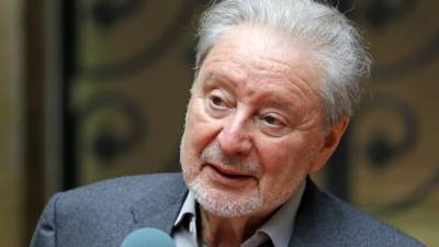 Ольга Любимова - Вениамин Смехов - Министр культуры вручила актеру Вениамину Смехову и другим деятелям культуры госнаграды - mir24.tv - РСФСР