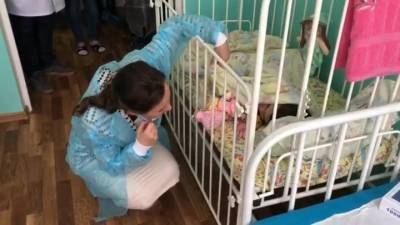 Она смеялась и щипалась: откровения матери, бросившей дочь в жутком доме - vesti.ru - Московская обл.
