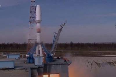 Корабль «Союз-2» стартовал с космодрома Восточный с британскими спутниками - vm.ru - Москва