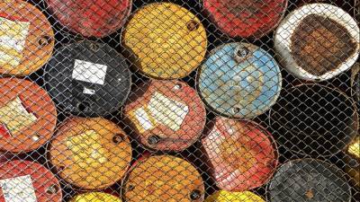 Нефть марки Brent подорожала на 5% в связи с блокировкой Суэцкого канала - riafan.ru - Москва - Роттердам