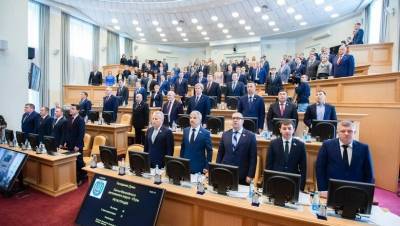 Борис Хохряков - В парламенте ХМАО после пандемии заново учились голосовать - znak.com - Югра
