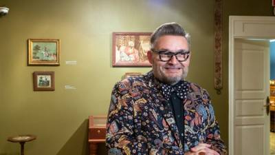 Ольга Бузова - Александр Васильев - Александр Васильев начал флиртовать с Ольгой Бузовой на передаче "Модный приговор" - inforeactor.ru