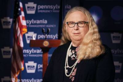 Чак Шумер - Джо Байден - В Минздрав США на руководящую должность впервые назначили трансгендера - lenta.ua - шт.Пенсильвания