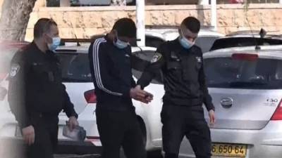 Обвинение: пытались задушить солдата ЦАХАЛа и силой вырвали у него автомат - vesty.co.il - Хайфа