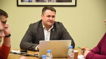 Сергей Нечаев - Вологодские журналисты протестировали ТВ-приставку SberBox - vologda-poisk.ru - Вологда