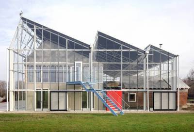 Магия стекла и сосредоточенность на природе: впечатляющий учебный центр для бельгийских фермеров - 24tv.ua