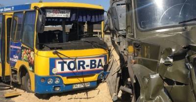 В Луцке в ДТП с участием грузовика и маршрутки пострадали восемь человек: (фото) (9 фото) - tsn.ua - Луцк - Португалия